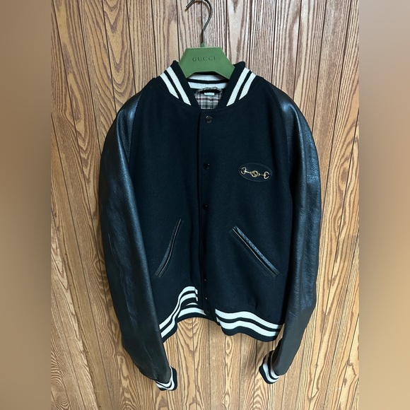 SOLD Gucci Interlocking G Horsebit Panelled Bomber Leather Jacket In Black - Picture 2 of 16